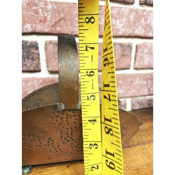 Vintage Tulip Punched Copper Napkin Holder Plenty of Patina - Picture 8 of 9